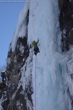 Erection (cascade de la Balme)